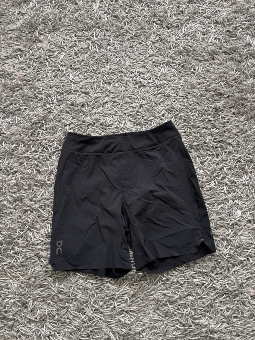 ON CLOUDS Running Black Short Lightweight Men's Sz Small